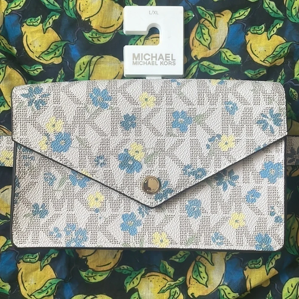 Brand New Michael Kors Vanilla w/ Blue & Yellow Flowers Belt Bag Fanny Pack